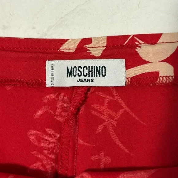 Moschino Jeans Red Japanese Writing Cropped Pants Size 10 Designer Streetwear